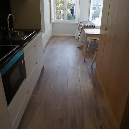 Carlos Alberto Balcony APT Vendégház 3*